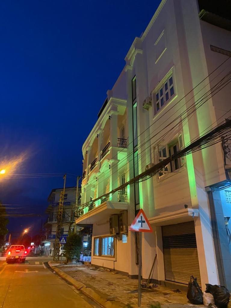 Subinh Hotel And Restaurant Pakse Exterior foto